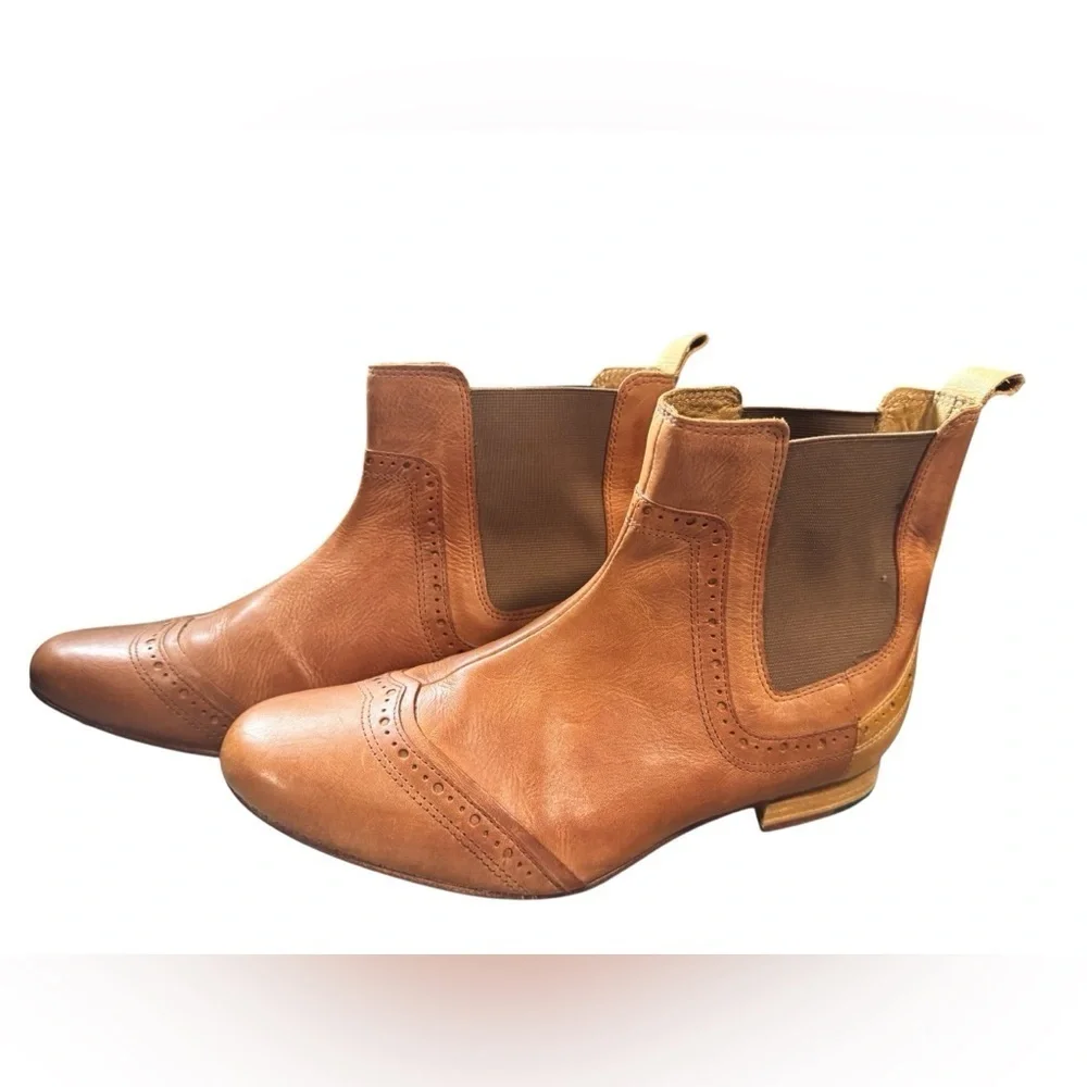 J Shoes Chelsea Boots Size 8.5